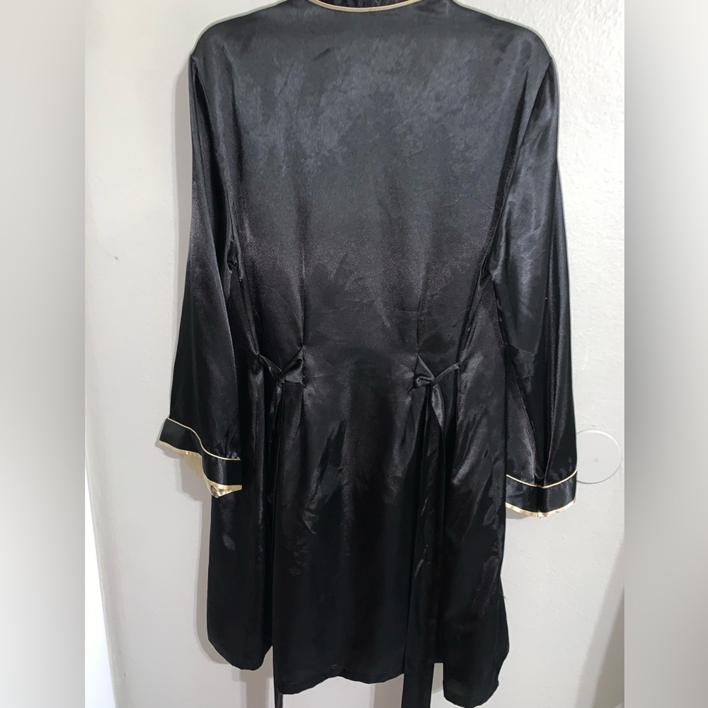 Jones New York night gown and robe black gold accents silk feel size s/m - Picture 4 of 10